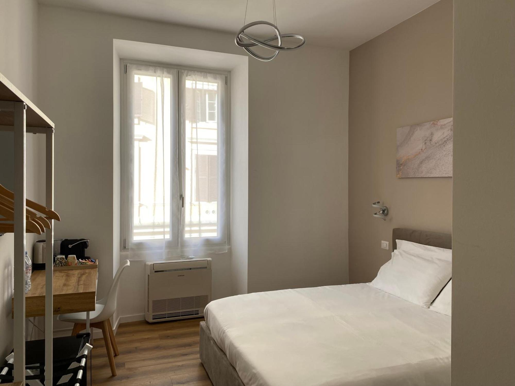 Belltower Elegans Hotel Rome Exterior photo